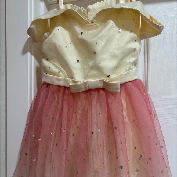 Cream and Pink Off-Shoulder Tulle Dress sz 7 - Picture 2 of 3